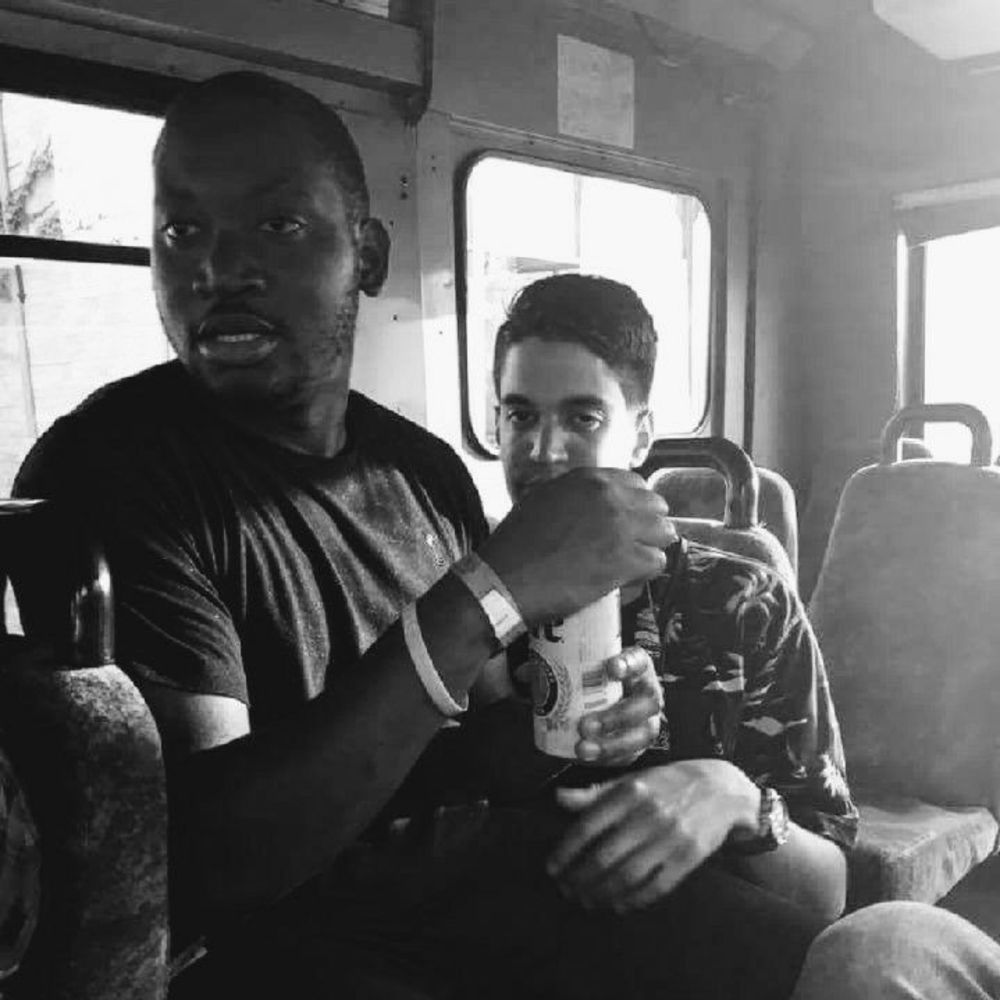 Meet your Posher, Charles